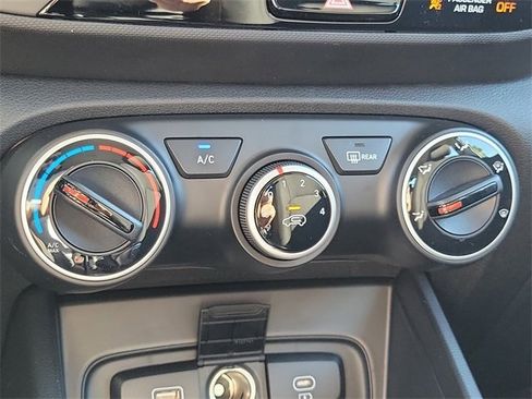 New 2026 Hyundai Venue SE image 10