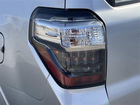 Used 2021 Toyota 4Runner TRD Off-Road Premium image 9