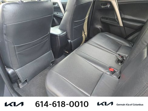 Used 2015 Toyota RAV4 XLE FWD image 19
