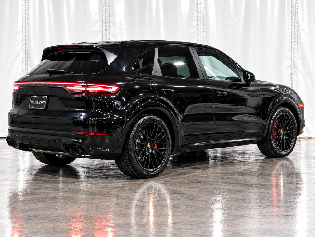 Used 2021 Porsche Cayenne GTS AWD/4WD image 6