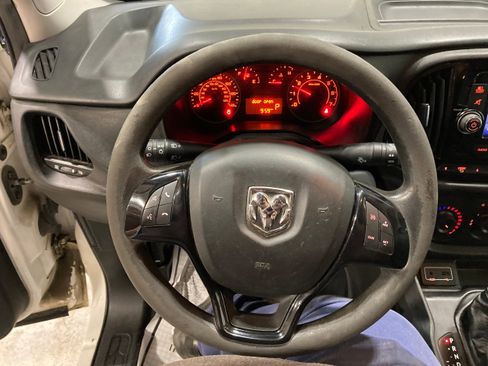 Used 2018 RAM ProMaster City Tradesman image 19