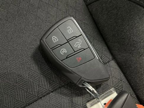 Used 2025 Chevrolet Silverado 1500 LT image 28