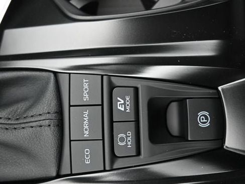 New 2026 Toyota Camry SE w/ Convenience Package image 17