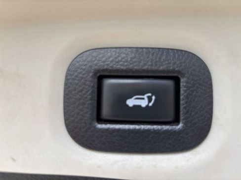 Used 2020 Nissan Rogue SV AWD/4WD image 28