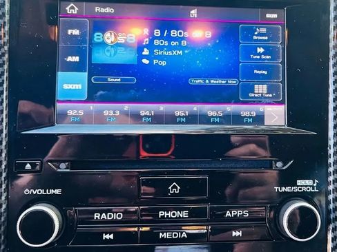 Used 2020 Subaru Crosstrek 2.0i Premium image 15