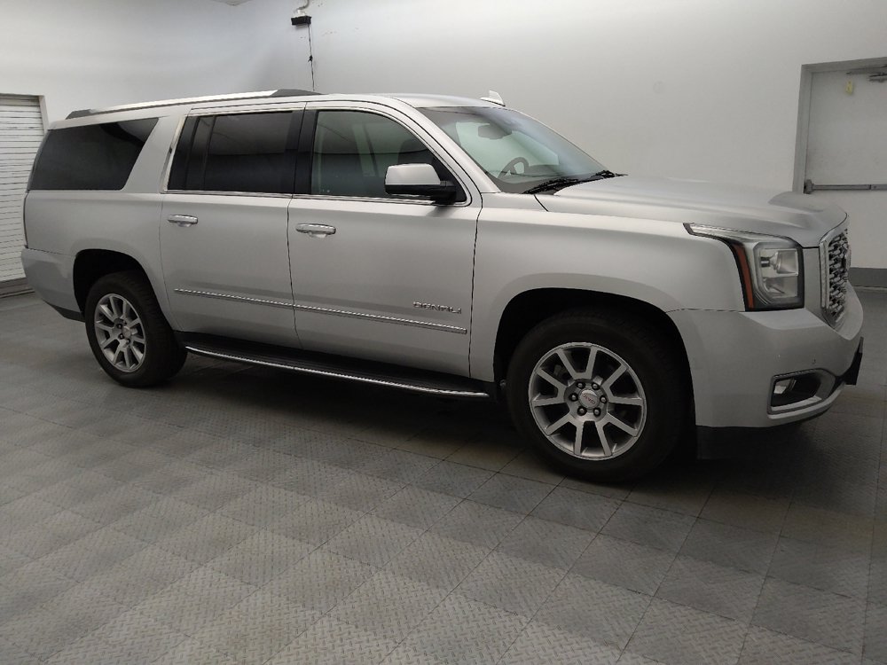 Used 2019 GMC Yukon XL Denali RWD image 11