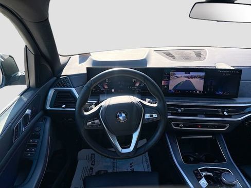 Used 2024 BMW X5 xDrive40i image 17