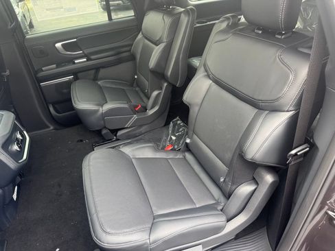 New 2027 Ford Expedition Max Platinum w/ Stealth Performance Package AWD/4WD image 32