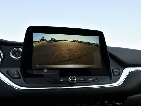 Used 2023 Chevrolet Blazer LT w/ Convenience Package FWD image 18