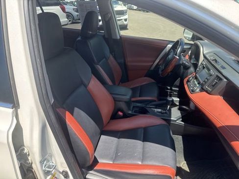 Used 2013 Toyota RAV4 Limited AWD/4WD image 11