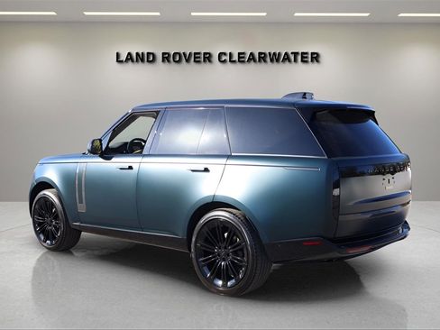 New 2026 Land Rover Range Rover SE image 3