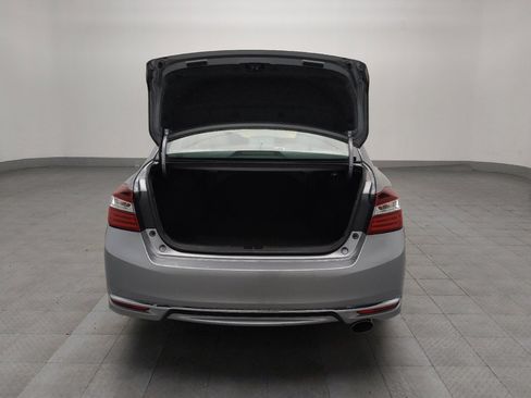 Used 2016 Honda Accord LX image 29