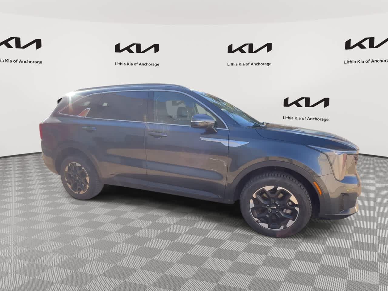 Used 2024 Kia Sorento S AWD/4WD image 2