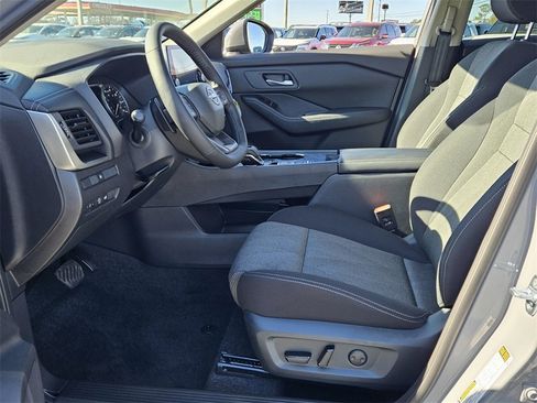 New 2026 Nissan Rogue SV image 3