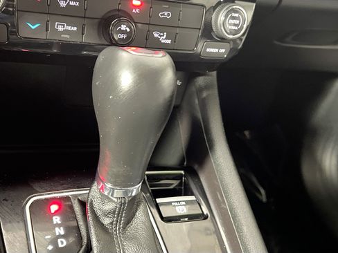 Used 2024 Jeep Compass Latitude AWD/4WD image 24