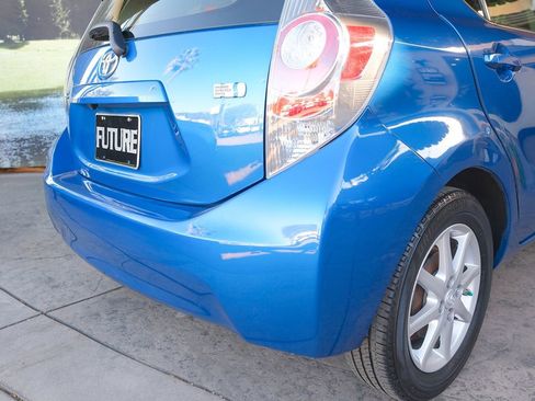 Used 2014 Toyota Prius C Four image 40