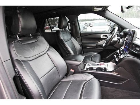 Used 2021 Ford Explorer ST w/ Equipment Group 401A AWD/4WD image 30