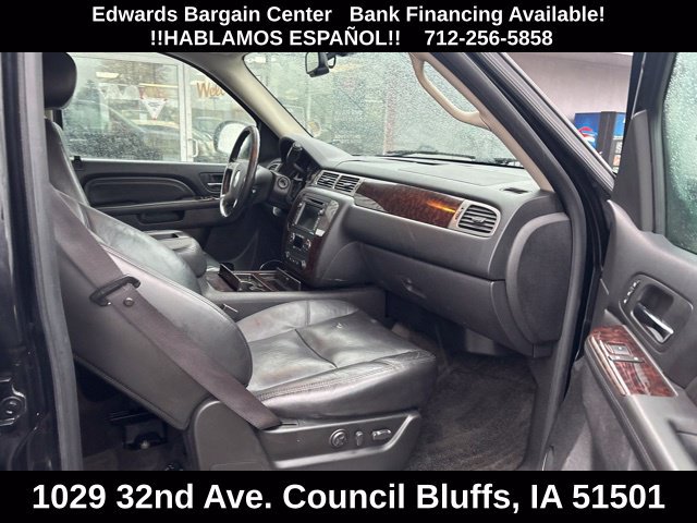 Used 2010 GMC Yukon XL Denali AWD/4WD image 9