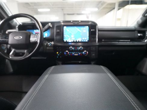 Used 2025 Ford F250 Lariat w/ Black Appearance Package AWD/4WD image 5