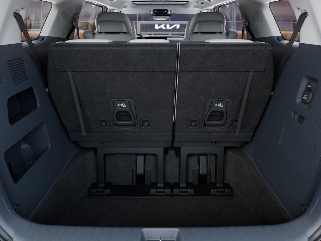 New 2027 Kia Carnival SX FWD image 19