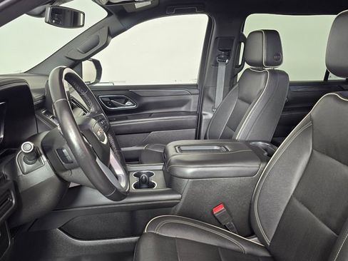 Used 2022 GMC Yukon XL SLT image 10