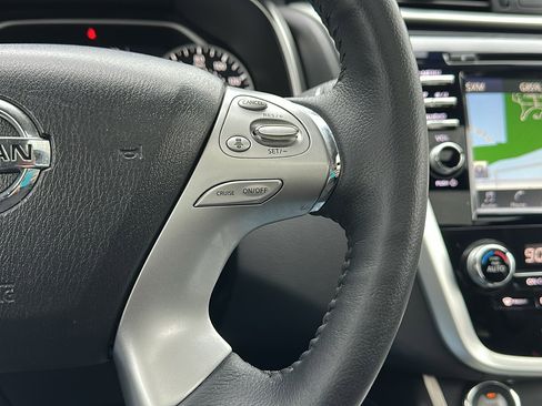 Used 2018 Nissan Murano Platinum image 18