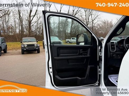 Used 2024 RAM 3500 Tradesman w/ Chrome Appearance Group image 14