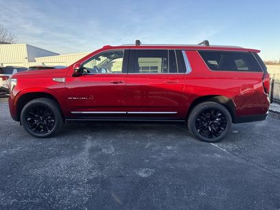 New 2026 GMC Yukon XL Denali w/ Sun & Power Step Package