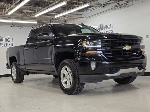 Used 2017 Chevrolet Silverado 1500 LT w/ All Star Edition AWD/4WD image 5