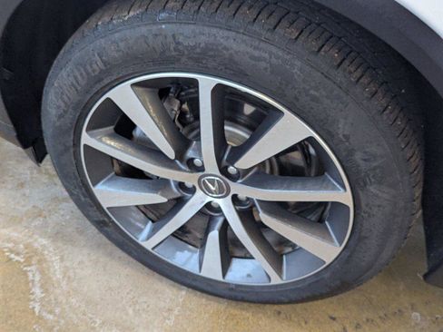 Used 2025 Acura MDX SH-AWD w/ Technology Package image 39