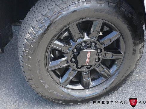 Used 2023 GMC Sierra 2500 AT4 w/ AT4 Premium Plus Package AWD/4WD image 14