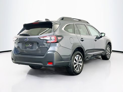 Used 2024 Subaru Outback Premium AWD/4WD image 9