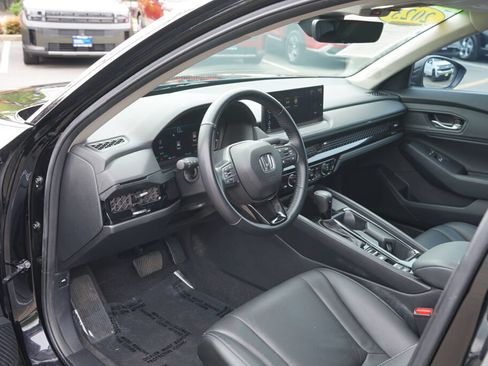 Used 2023 Honda Accord EX-L image 17