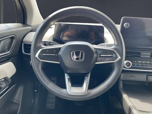 Used 2024 Honda Prologue EX image 12