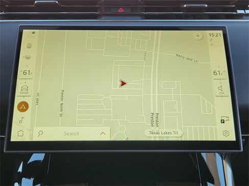 Used 2025 Land Rover Range Rover Sport image 12