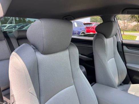 Used 2020 Honda Accord LX image 29