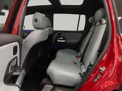 New 2026 Mercedes-Benz GLB 250 4MATIC image 28