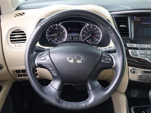 Used 2020 INFINITI QX60 Luxe w/ Essential Package FWD image 17