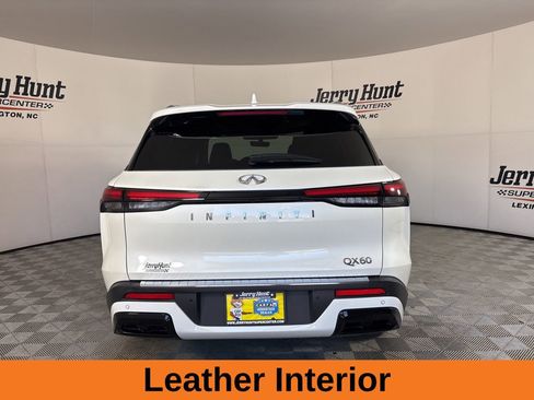 Used 2023 INFINITI QX60 Luxe w/ Cargo Package FWD image 6