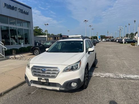 Used 2015 Subaru Outback 2.5i Limited AWD/4WD image 7