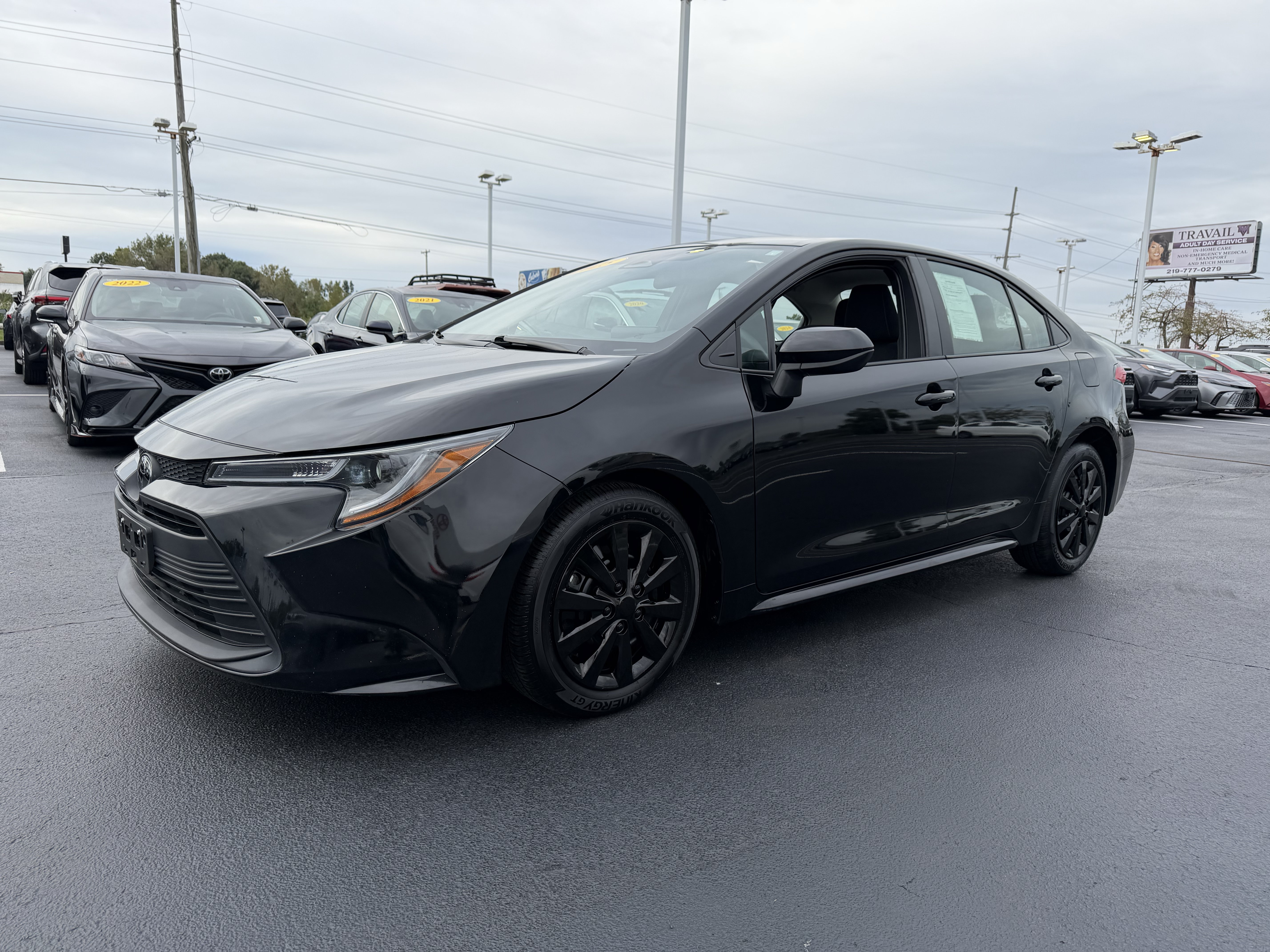 Certified 2025 Toyota Corolla LE FWD image 3
