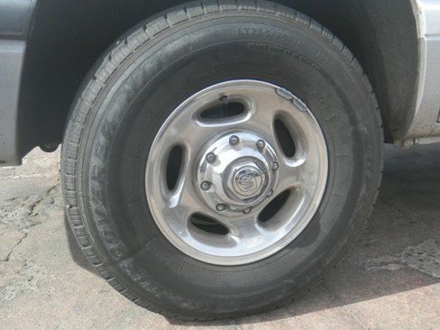 Used 2001 Dodge Ram 2500 Truck 2WD Quad Cab image 4