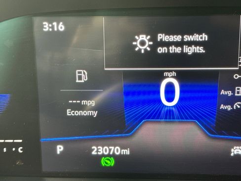 Used 2023 Volkswagen Taos SE image 12