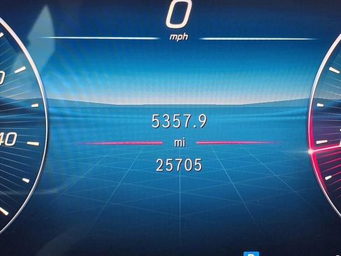 Used 2025 Mercedes-Benz C 300 C 300 image 38