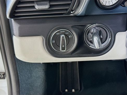 Used 2019 Porsche 911 Carrera 4 GTS image 11