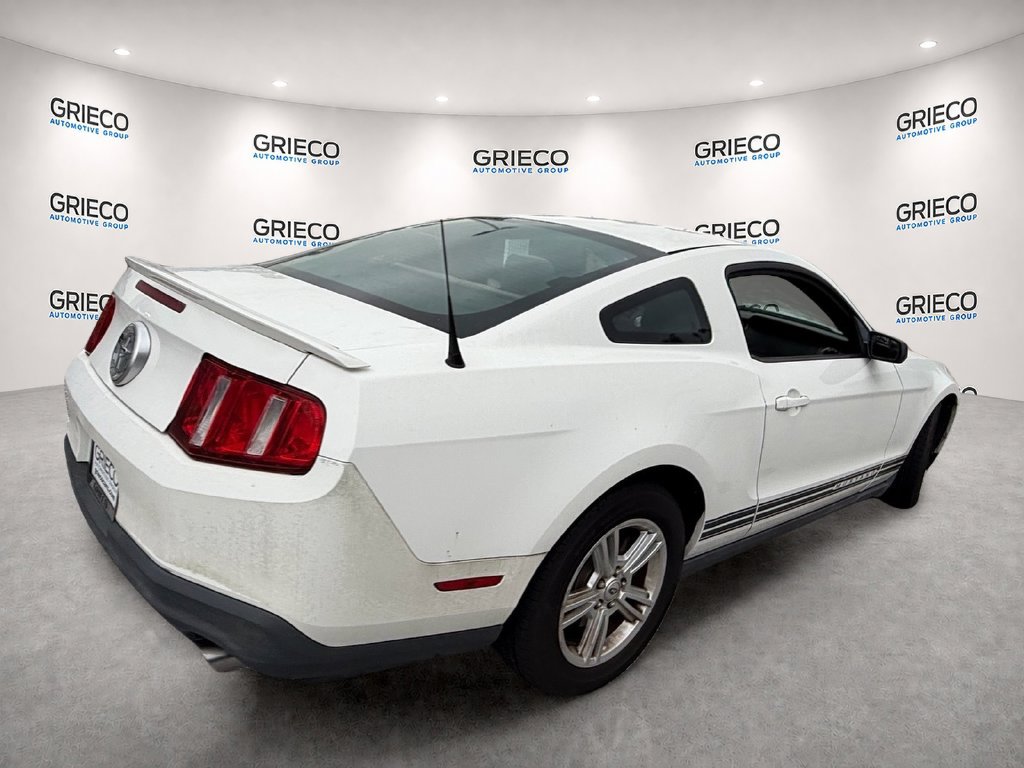 Used 2011 Ford Mustang Coupe w/ 101A Rapid Spec Order Code RWD image 7