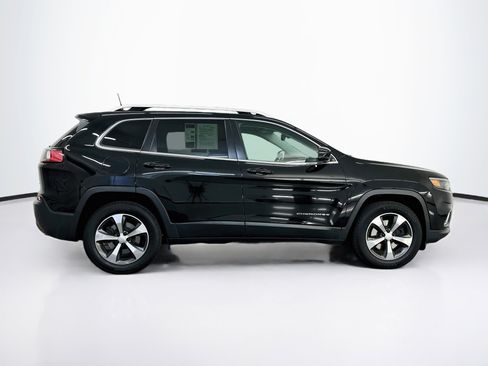 Used 2019 Jeep Cherokee Limited AWD/4WD image 10