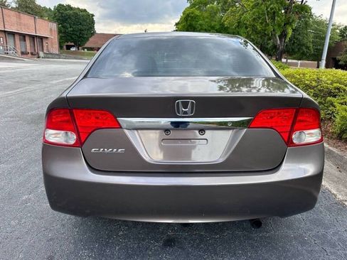 Used 2010 Honda Civic LX image 4