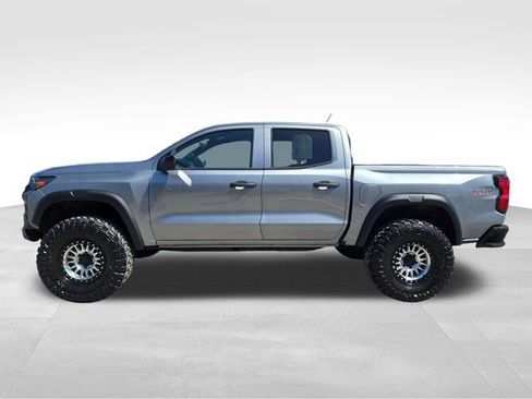 Used 2023 Chevrolet Colorado Trail Boss w/ Advanced Trailering Package AWD/4WD image 9