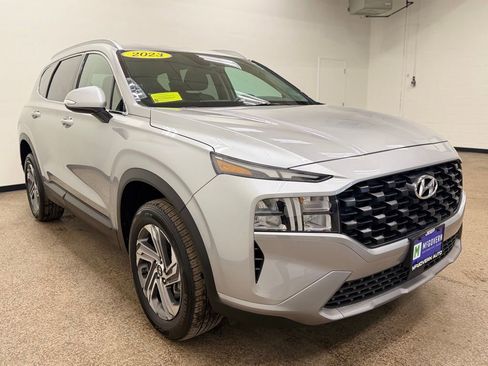 Used 2023 Hyundai Santa Fe SEL image 9